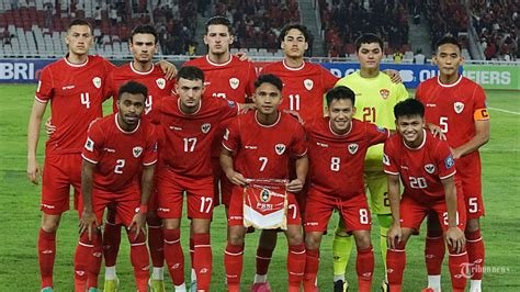 Benarkah Naturalisasi Pemain Adalah Solusi Terbaik untuk Timnas Indonesia?